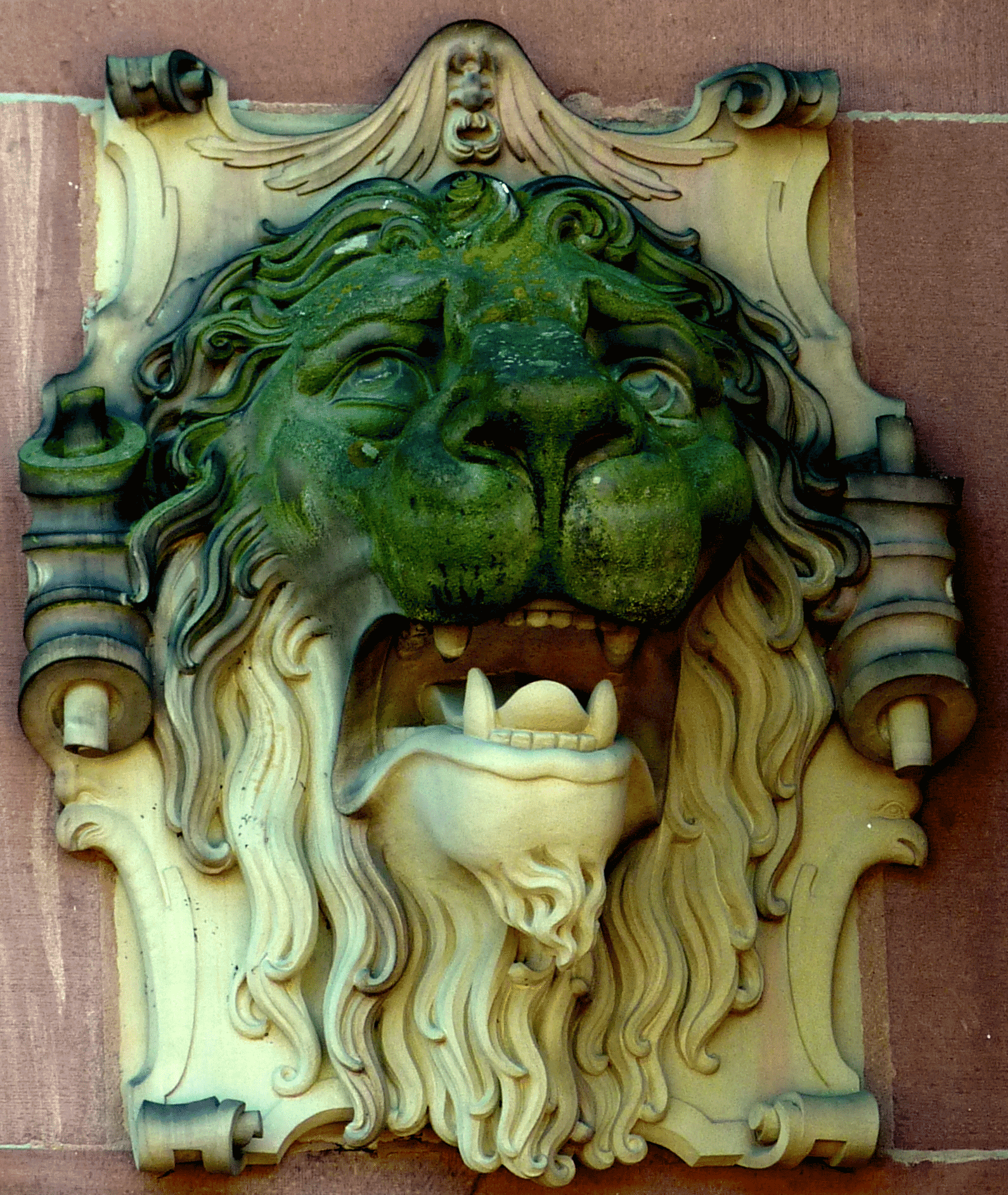 P1090336-001